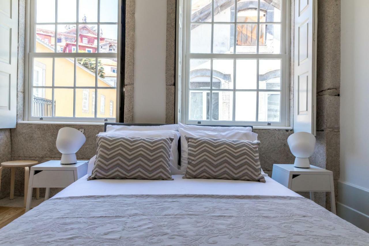 Vitoria Studio Residence II - Downtown Porto Bagian luar foto