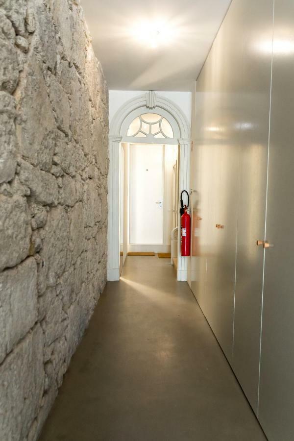 Vitoria Studio Residence II - Downtown Porto Bagian luar foto